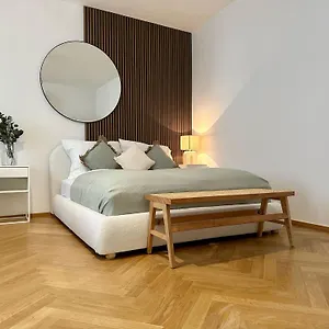  Apartment Designer Near Main Station