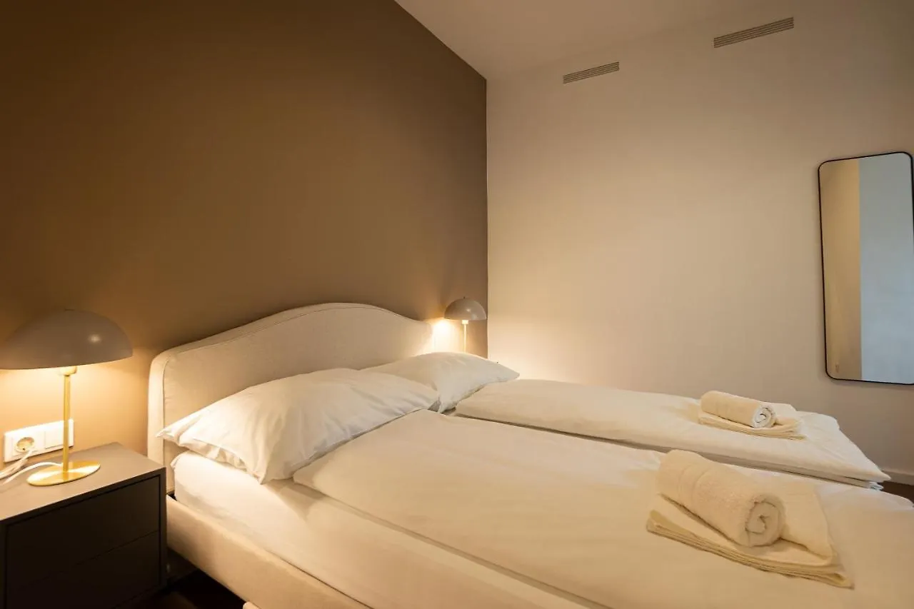 Stylish Apartment With Dedicated Working Space And Super King-Size Bed Located Between City Centre And Donau River Wien 0*,