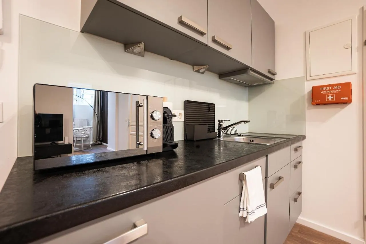 Stylish Apartment With Dedicated Working Space And Super King-Size Bed Located Between City Centre And Donau River Wien